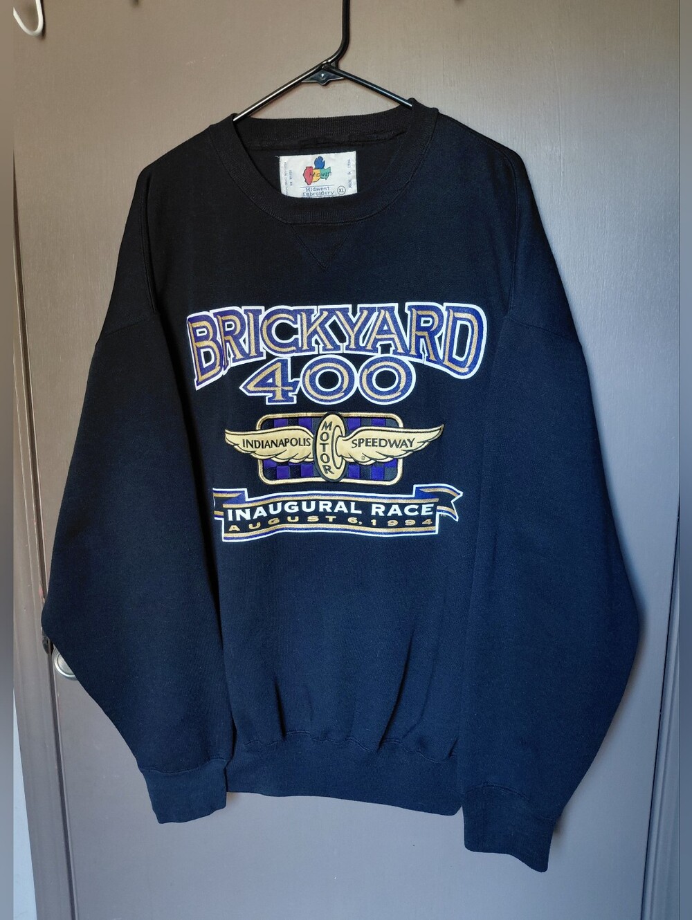 Vintage 1994 Brickyard 400 NASCAR embroidered crewneck sweatshirt